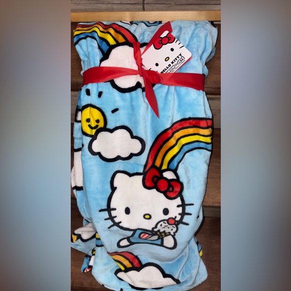 Super Cute  Hello Kitty Blue Ice Cream & Rainbow 🌈 Throw Blanket 60”x70” - NEW - Picture 8 of 10